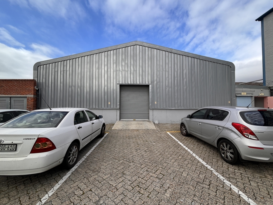 To Let commercial Property for Rent in Maitland Western Cape